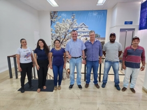 SERVIDORES EFETIVOS EM ASSAÍ!