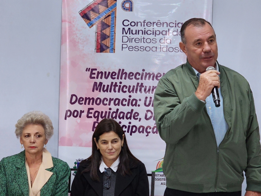 CONFERÊNCIA MUNICIPAL DISCUTE DIREITOS DA PESSOA IDOSA EM ASSAÍ